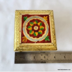Chawki 3"/3" flower design